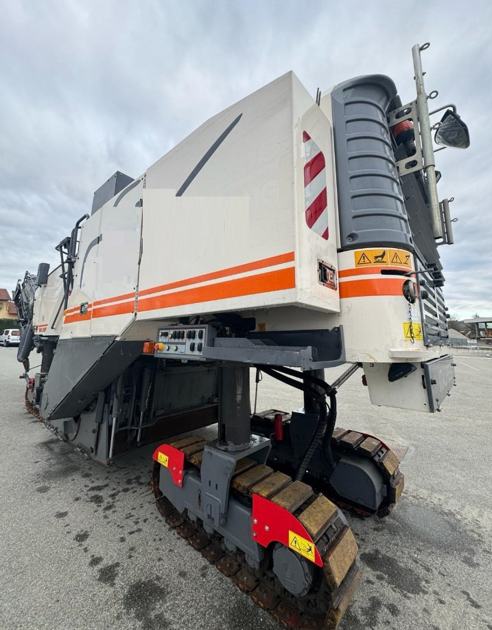 Wirtgen W 220 - Hladni planer: slika 3 Wirtgen W 220 - Hladni planer: slika 3