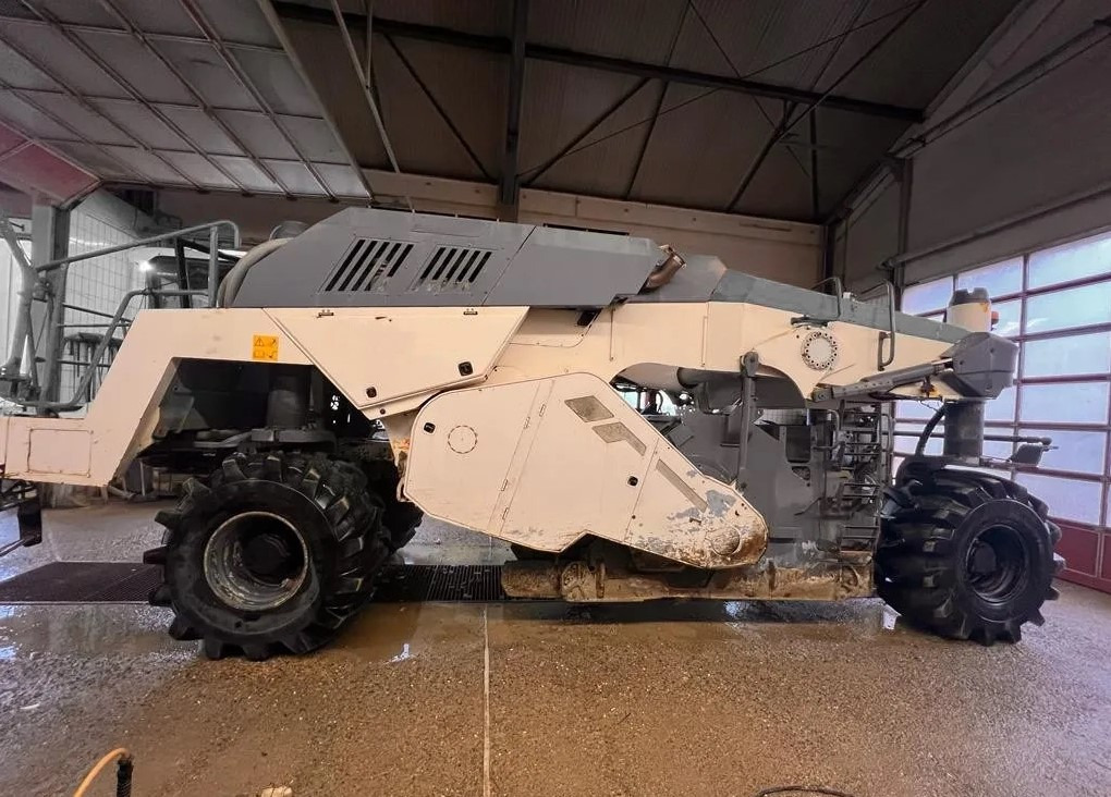 Wirtgen WR 240 I - Stabilizator zemljišta: slika 2 Wirtgen WR 240 I - Stabilizator zemljišta: slika 2