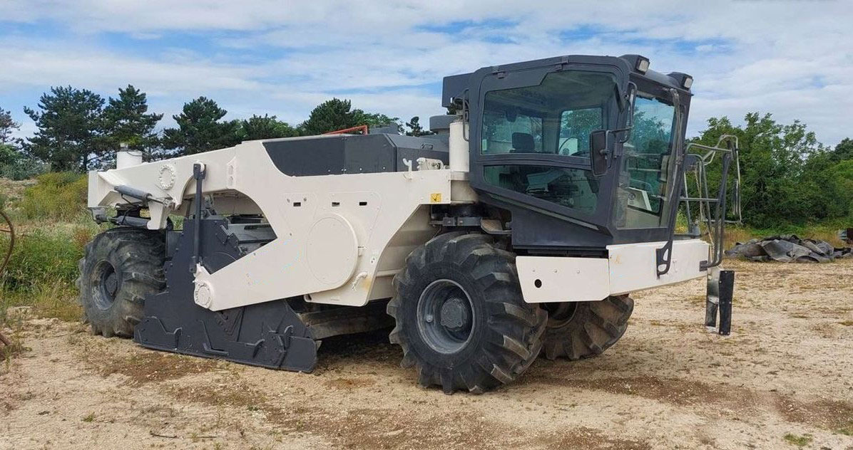 Wirtgen WR 2400 - Stabilizator zemljišta: slika 3 Wirtgen WR 2400 - Stabilizator zemljišta: slika 3