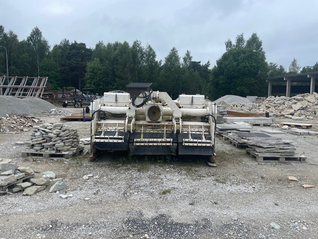 Wirtgen WS 250 - Stabilizator zemljišta: slika 4 Wirtgen WS 250 - Stabilizator zemljišta: slika 4