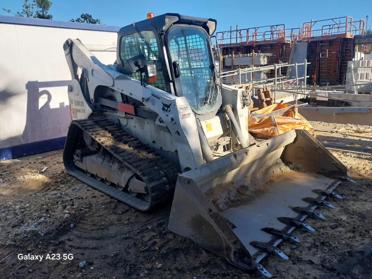 BOBCAT T870 T870 - Kompaktni utovarivač guseničar: slika 1 BOBCAT T870 T870 - Kompaktni utovarivač guseničar: slika 1