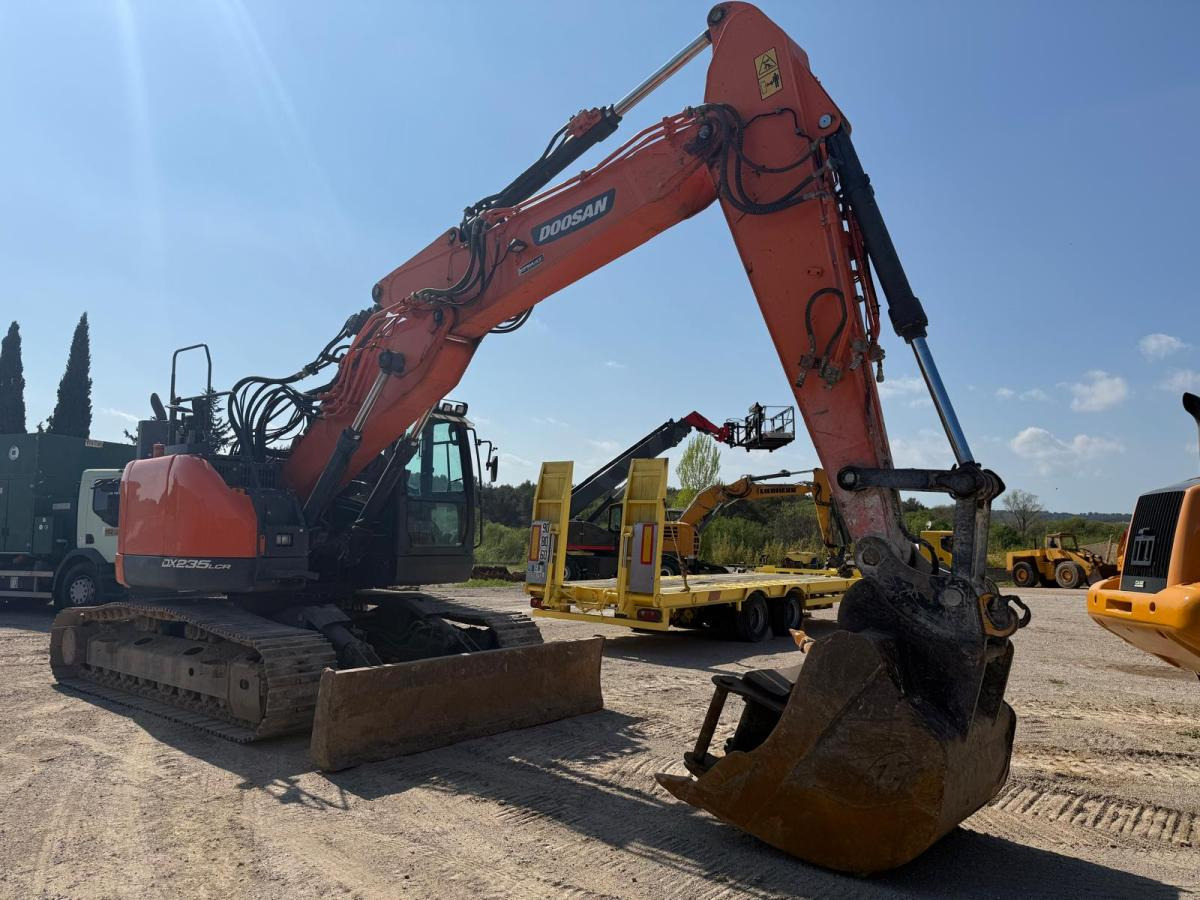 Doosan DX235LCR - Bager guseničar: slika 2 Doosan DX235LCR - Bager guseničar: slika 2