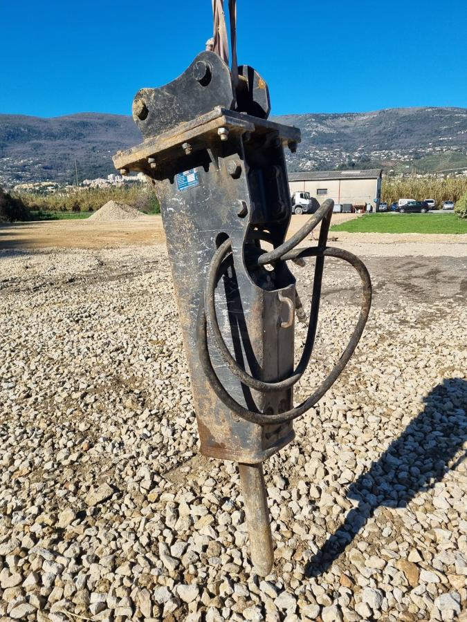 Furukawa F9 pour pelle 8/10T F9 - Hidraulični čekić: slika 1 Furukawa F9 pour pelle 8/10T F9 - Hidraulični čekić: slika 1