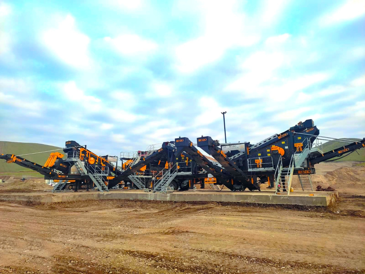 FABO Mobile crusher - Mobilna drobilica: slika 5 FABO Mobile crusher - Mobilna drobilica: slika 5