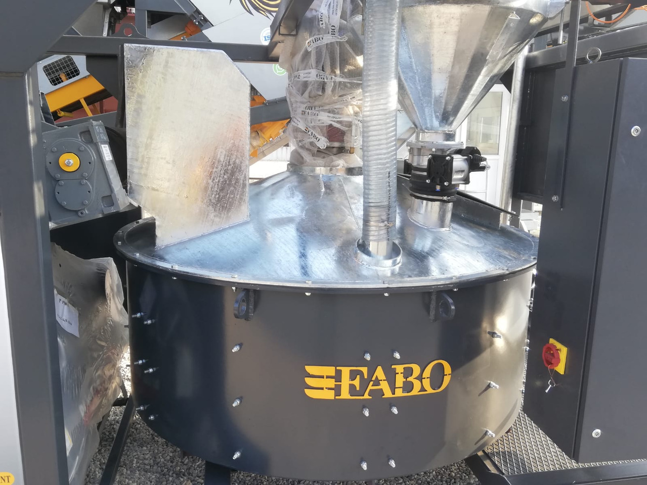 FABO mobile concrete batching plant - Fabrika betona: slika 5 FABO mobile concrete batching plant - Fabrika betona: slika 5
