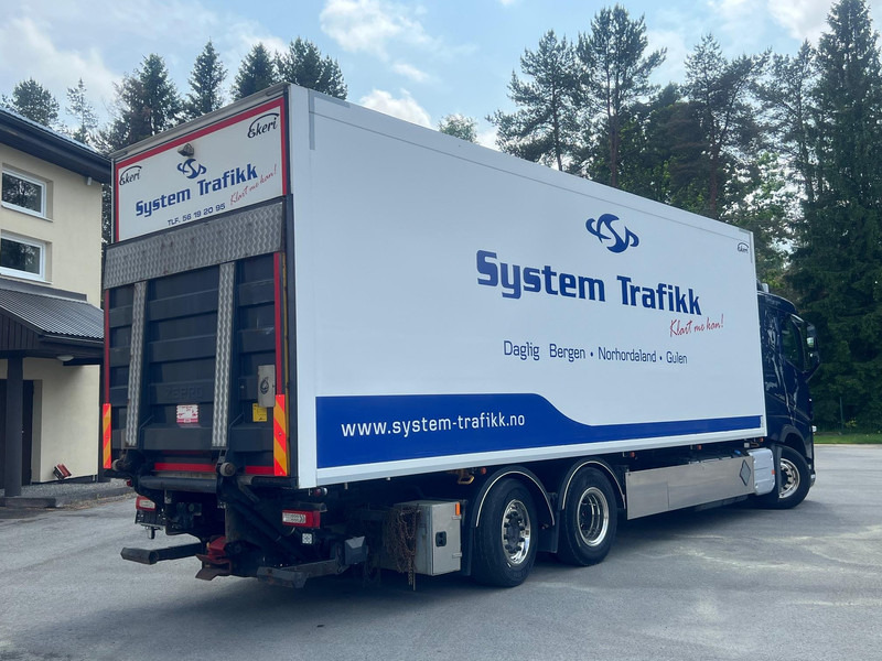 Volvo FH500 6X2*4 -OPEN SIDE -RETARDER -CARRIER SUPRA 1150 - Hladnjača: slika 5 Volvo FH500 6X2*4 -OPEN SIDE -RETARDER -CARRIER SUPRA 1150 - Hladnjača: slika 5