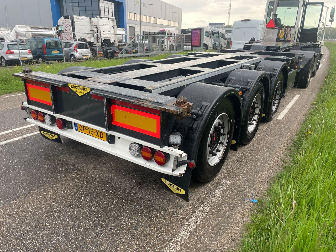 Broshuis Mfcc 20-30-40-45 FT HC / Disc brakes / Lifting axle / led / NL trailer/ - Poluprikolica za prevoz kontejnera/ Poluprikolica sa promenjivim sandukom: slika 4 Broshuis Mfcc 20-30-40-45 FT HC / Disc brakes / Lifting axle / led / NL trailer/ - Poluprikolica za prevoz kontejnera/ Poluprikolica sa promenjivim sandukom: slika 4