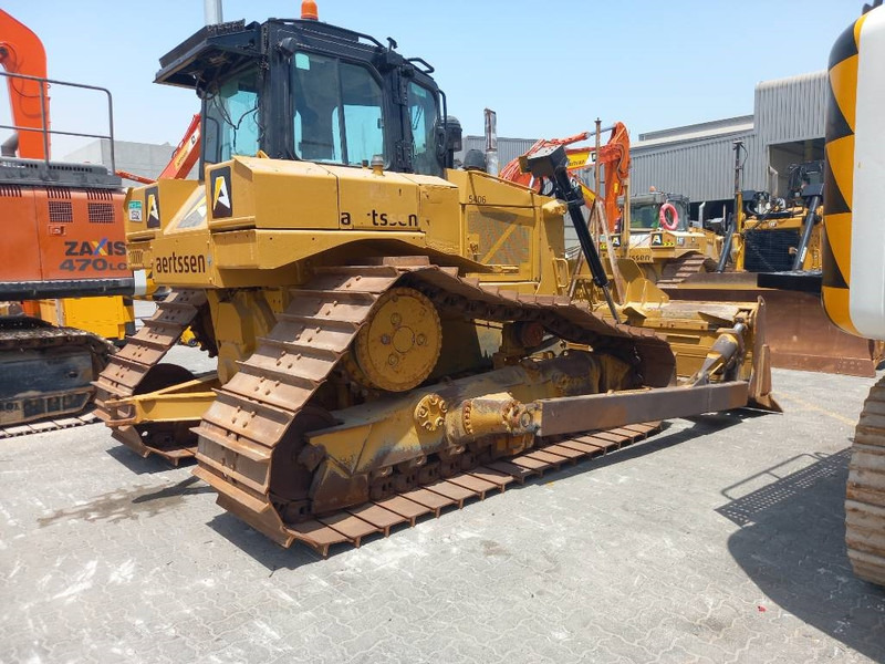 Cat D6R LGP (Abu Dhabi) - Buldožer: slika 4 Cat D6R LGP (Abu Dhabi) - Buldožer: slika 4