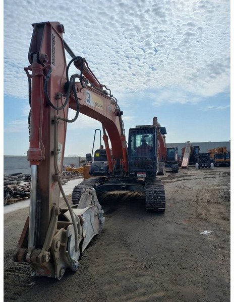 Hitachi ZX220LC (Abu Dhabi) - Bager guseničar: slika 5 Hitachi ZX220LC (Abu Dhabi) - Bager guseničar: slika 5