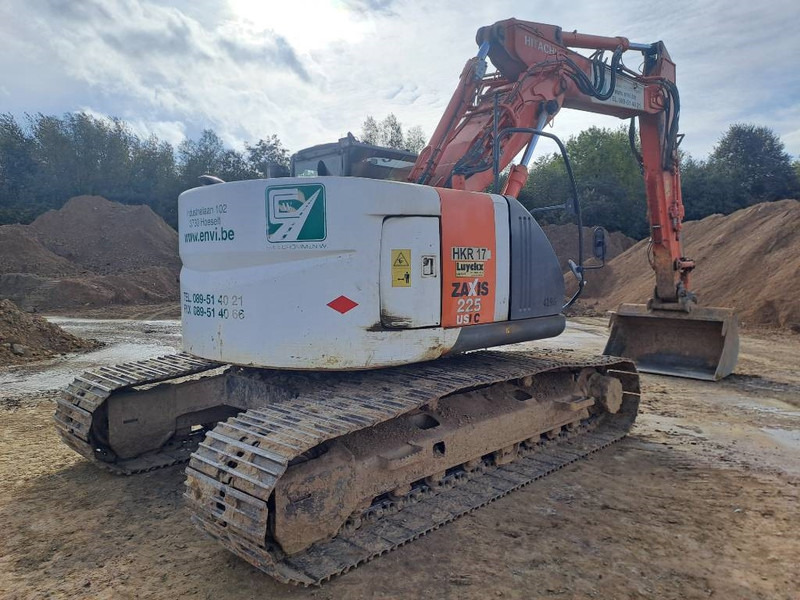 Hitachi ZX225USLC-3 - Bager guseničar: slika 4 Hitachi ZX225USLC-3 - Bager guseničar: slika 4