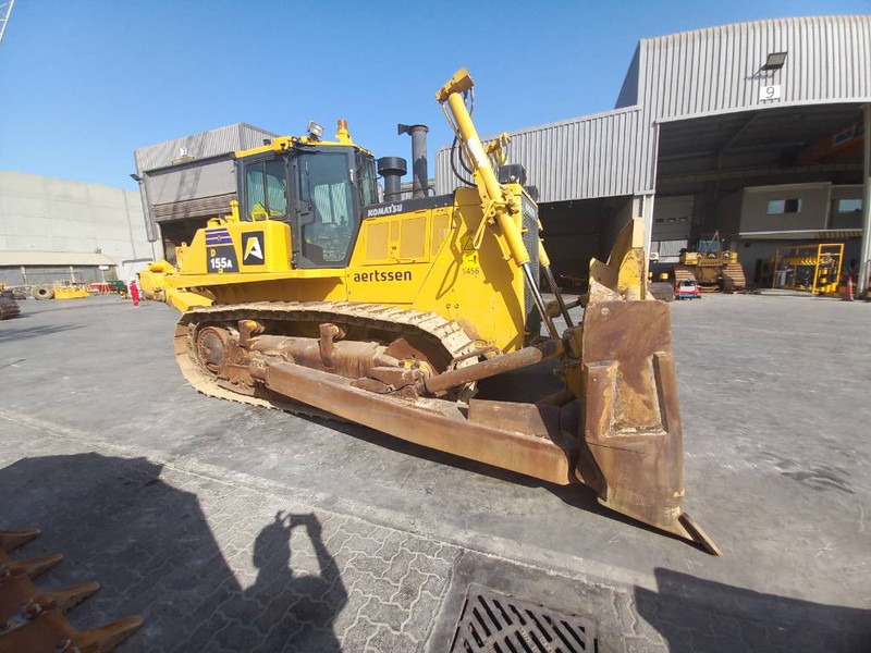 Komatsu D155A-6R (4 pieces available - Abu Dhabi) - Buldožer: slika 5 Komatsu D155A-6R (4 pieces available - Abu Dhabi) - Buldožer: slika 5