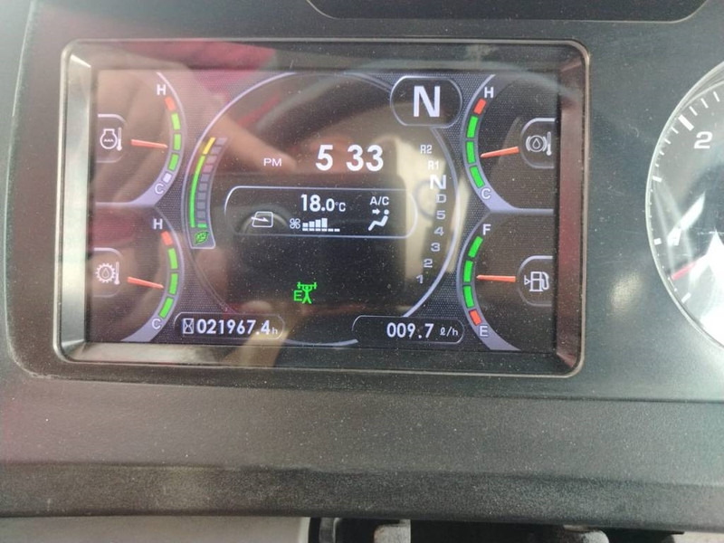 Zglobni kiper Komatsu HM400-3R (4 pieces available in Abu Dhabi): slika 8