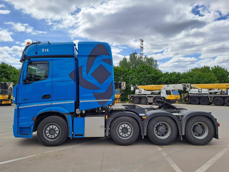 Mercedes-Benz Actros 4463 LS Giga (180Ton Push/Pull) - Tegljač: slika 2 Mercedes-Benz Actros 4463 LS Giga (180Ton Push/Pull) - Tegljač: slika 2