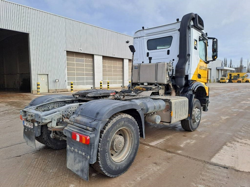 Mercedes-Benz Arocs 2045 - Tegljač: slika 4 Mercedes-Benz Arocs 2045 - Tegljač: slika 4
