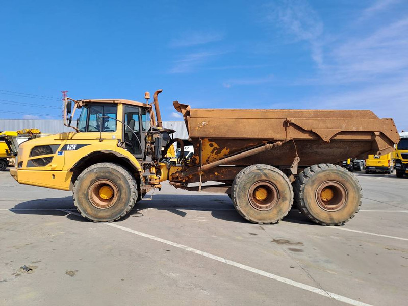 Volvo A25F - Zglobni kiper: slika 1 Volvo A25F - Zglobni kiper: slika 1