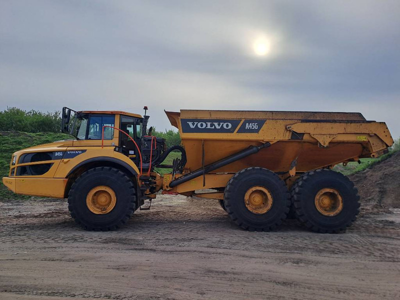 Volvo A45G - Zglobni kiper: slika 2 Volvo A45G - Zglobni kiper: slika 2