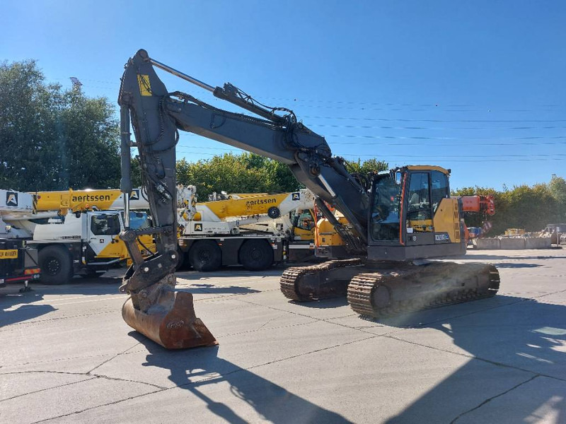 Volvo ECR 235 E - Bager guseničar: slika 2 Volvo ECR 235 E - Bager guseničar: slika 2