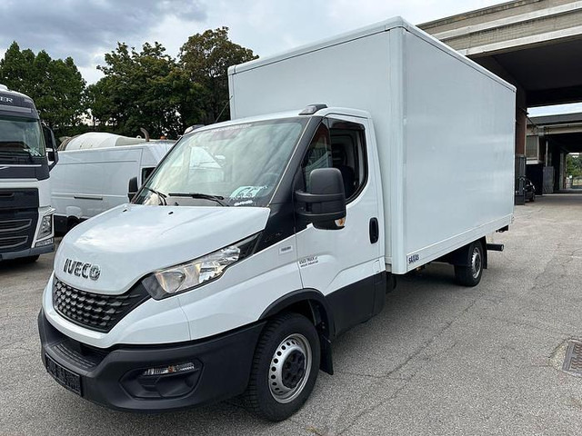 Iveco 35S16 - Dostavno vozilo sa zatvorenim sandukom: slika 2 Iveco 35S16 - Dostavno vozilo sa zatvorenim sandukom: slika 2
