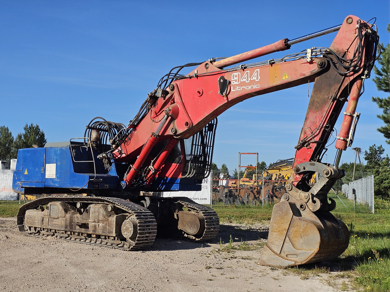 LIEBHERR R944B VH-HD. UHD boom and standart boom included. - Bager za rušenje: slika 3 LIEBHERR R944B VH-HD. UHD boom and standart boom included. - Bager za rušenje: slika 3