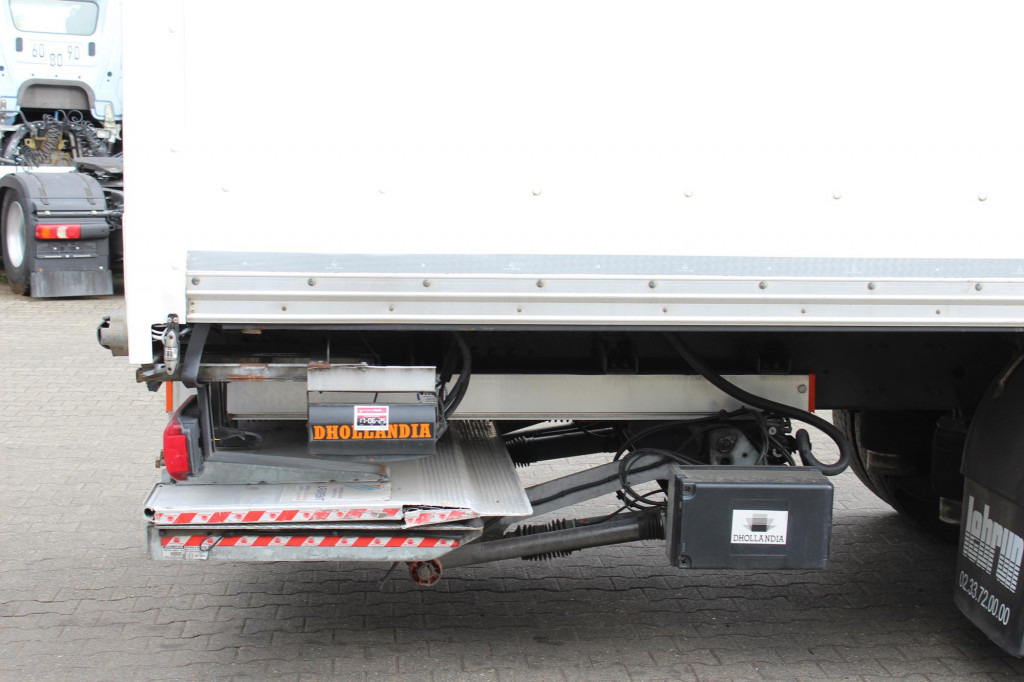 Daf CF 340 E6 Koffer 8,5m Klima LDW Rolltor LBW - Kamion sa zatvorenim sandukom: slika 5 Daf CF 340 E6 Koffer 8,5m Klima LDW Rolltor LBW - Kamion sa zatvorenim sandukom: slika 5