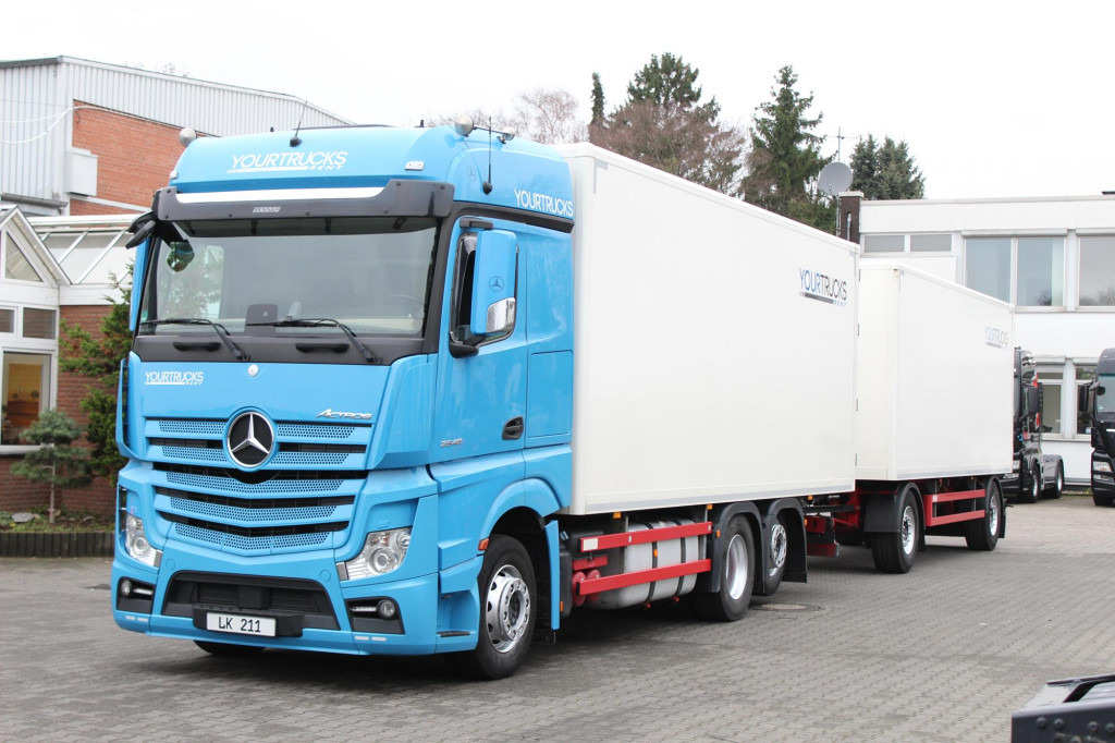 Mercedes-Benz Actros 2548 Koffer Retarder Schlafkab Kühlbox - Dostavno vozilo: slika 1 Mercedes-Benz Actros 2548 Koffer Retarder Schlafkab Kühlbox - Dostavno vozilo: slika 1