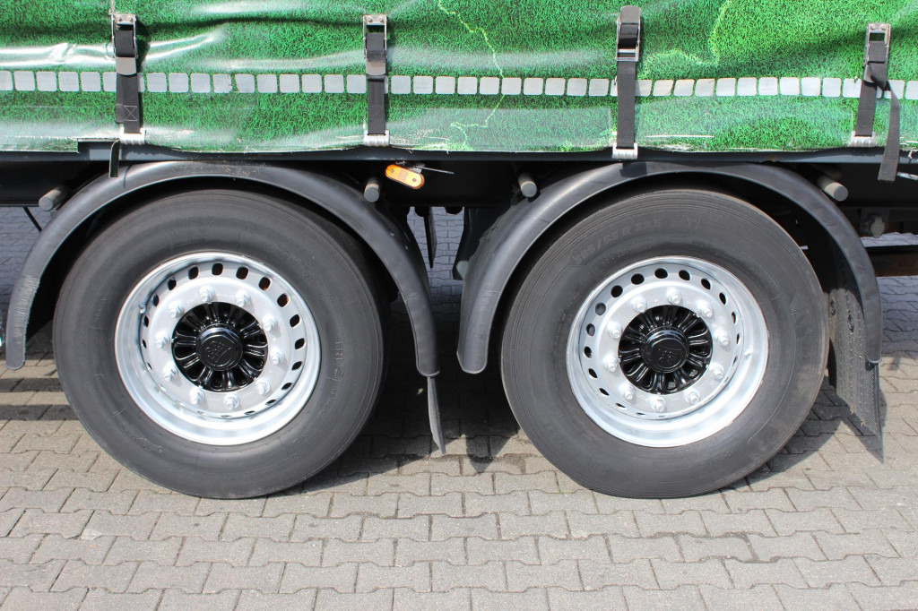 Lecitrailer Drehkranz 3-Achser Liftachse Stapler - Prikolica sa ceradom: slika 5 Lecitrailer Drehkranz 3-Achser Liftachse Stapler - Prikolica sa ceradom: slika 5