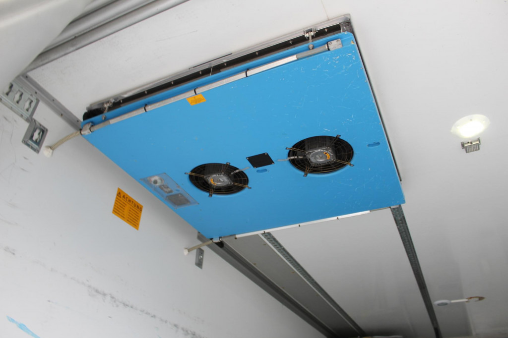 MAN TGM 15.290 E6 Frigoblock Bi-Temp Tür+LBW - Hladnjača: slika 2 MAN TGM 15.290 E6 Frigoblock Bi-Temp Tür+LBW - Hladnjača: slika 2