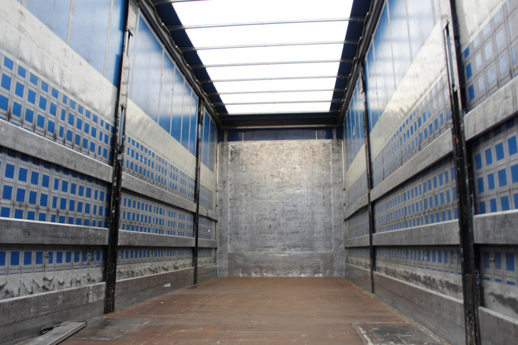MAN TGX 26.460 Retarder Plane-Zug 120M3 Durchlade - Kamion sa ceradom: slika 4 MAN TGX 26.460 Retarder Plane-Zug 120M3 Durchlade - Kamion sa ceradom: slika 4