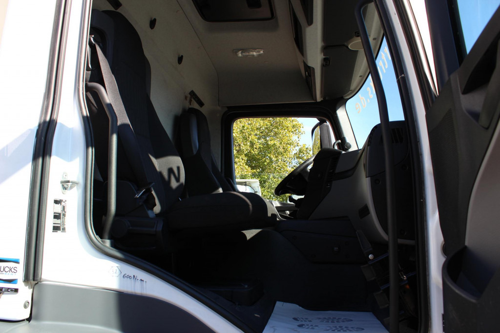 Mercedes-Benz Antos 1830 E6 Koffer 7,7m   LBW   Rolltor - Kamion sa zatvorenim sandukom: slika 5 Mercedes-Benz Antos 1830 E6 Koffer 7,7m   LBW   Rolltor - Kamion sa zatvorenim sandukom: slika 5