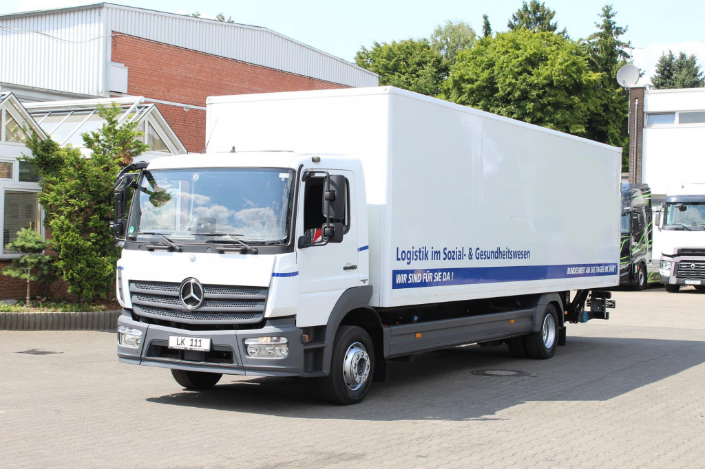 Mercedes-Benz Atego 1321 E6 Koffer Klima Kamera Schalter LBW - Kamion sa zatvorenim sandukom: slika 1 Mercedes-Benz Atego 1321 E6 Koffer Klima Kamera Schalter LBW - Kamion sa zatvorenim sandukom: slika 1