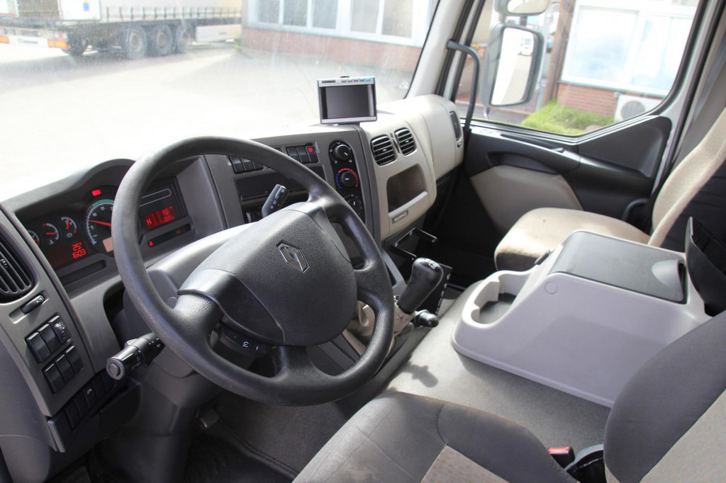 Renault Midlum 220 E5 CS 850 Strom LBW Seiten Tür FRC - Hladnjača: slika 4 Renault Midlum 220 E5 CS 850 Strom LBW Seiten Tür FRC - Hladnjača: slika 4