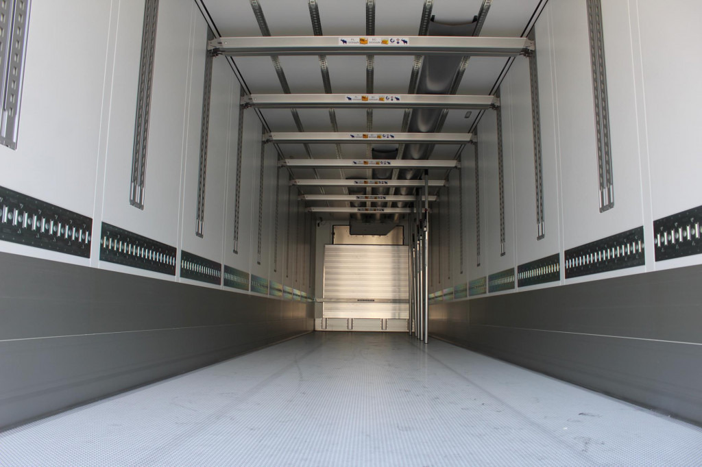 SCHMITZ Thermo KingA400 Blumen Ladebordwand Miete-Rent - Poluprikolica hladnjače: slika 2 SCHMITZ Thermo KingA400 Blumen Ladebordwand Miete-Rent - Poluprikolica hladnjače: slika 2