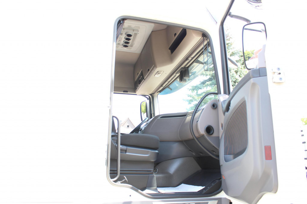 Daf XF 530 SC Retarder ACC LDWS Standklima Kühlbox - Tegljač: slika 3 Daf XF 530 SC Retarder ACC LDWS Standklima Kühlbox - Tegljač: slika 3