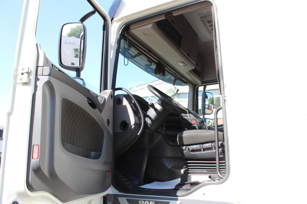 Daf XF 530 SC Retarder ACC LDWS Standklima Kühlbox - Tegljač: slika 4 Daf XF 530 SC Retarder ACC LDWS Standklima Kühlbox - Tegljač: slika 4