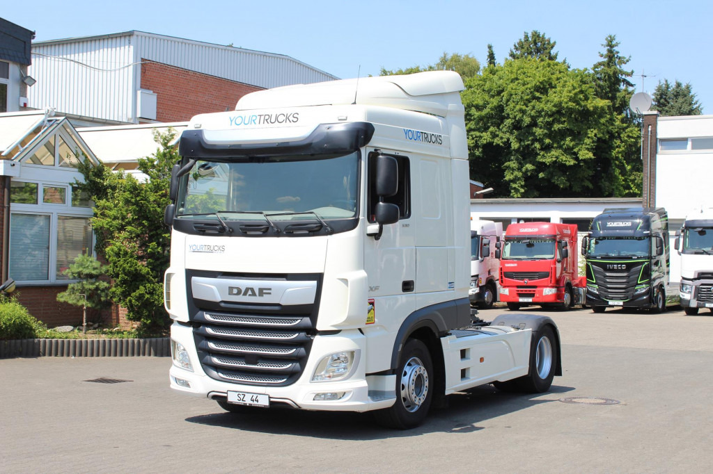 Daf XF 530 SC Retarder ACC LDWS Standklima Kühlbox - Tegljač: slika 1 Daf XF 530 SC Retarder ACC LDWS Standklima Kühlbox - Tegljač: slika 1