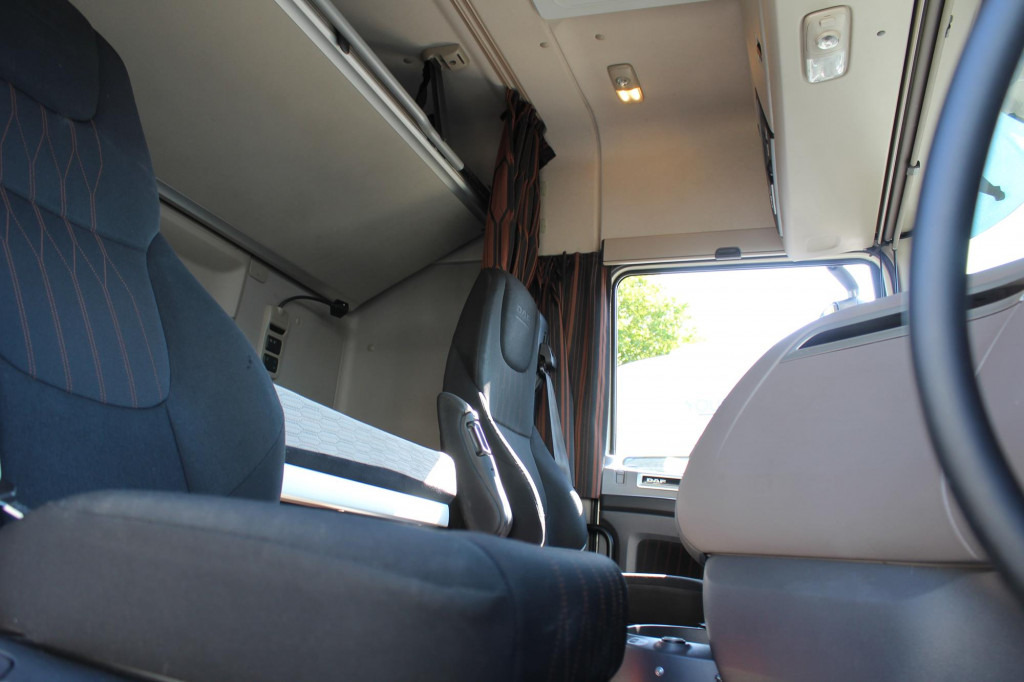 Daf XF 530 SC Retarder ACC LDWS Standklima Kühlbox - Tegljač: slika 3 Daf XF 530 SC Retarder ACC LDWS Standklima Kühlbox - Tegljač: slika 3