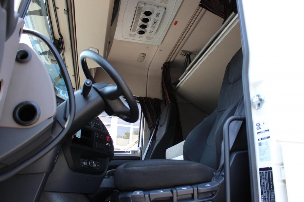Daf XF 530 SC Retarder ACC LDWS Standklima Kühlbox - Tegljač: slika 5 Daf XF 530 SC Retarder ACC LDWS Standklima Kühlbox - Tegljač: slika 5