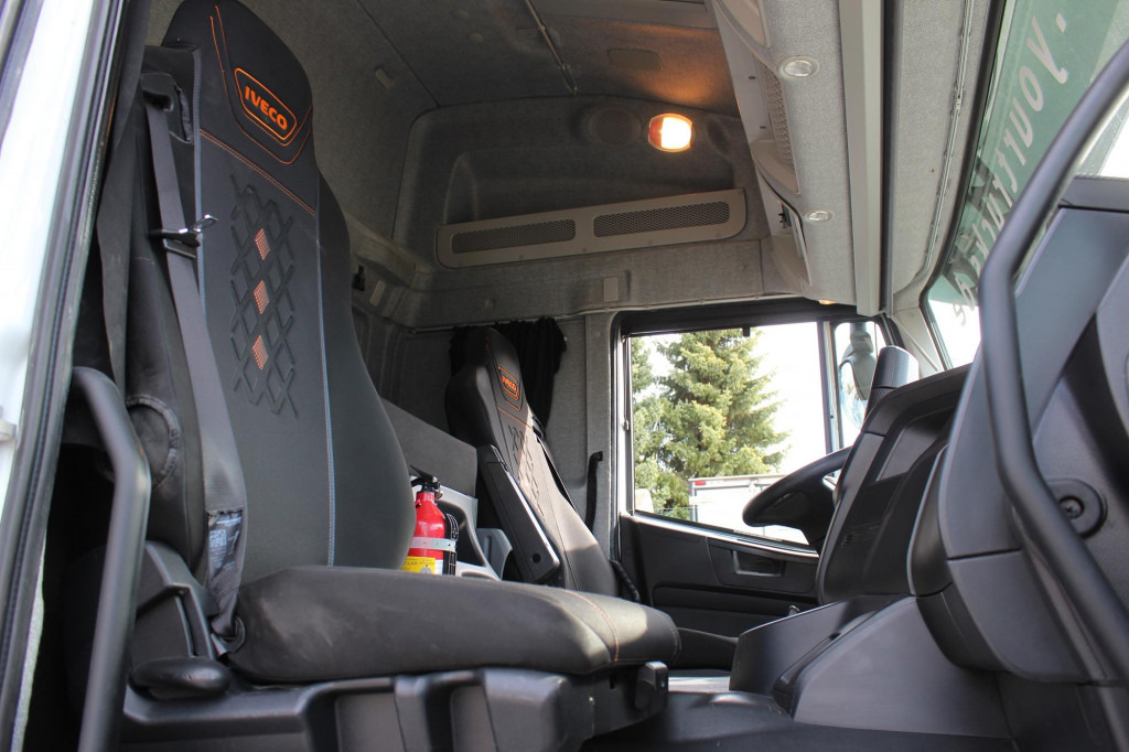 Iveco AT 460 E6 Retarder ACC LDW Hydraulik - Tegljač: slika 4 Iveco AT 460 E6 Retarder ACC LDW Hydraulik - Tegljač: slika 4