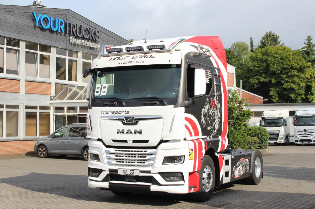 MAN TGX 510 Retarder LED Standklima Kühlbox Navi - Tegljač: slika 1 MAN TGX 510 Retarder LED Standklima Kühlbox Navi - Tegljač: slika 1