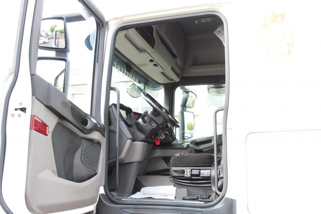 Scania R 500 Retarder LDWS Kühlbox 2 Tanks Navi - Tegljač: slika 5 Scania R 500 Retarder LDWS Kühlbox 2 Tanks Navi - Tegljač: slika 5