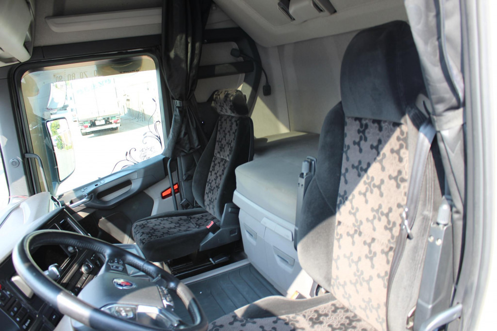 Scania R 500 Retarder LDWS Kühlbox 2 Tanks Navi - Tegljač: slika 5 Scania R 500 Retarder LDWS Kühlbox 2 Tanks Navi - Tegljač: slika 5