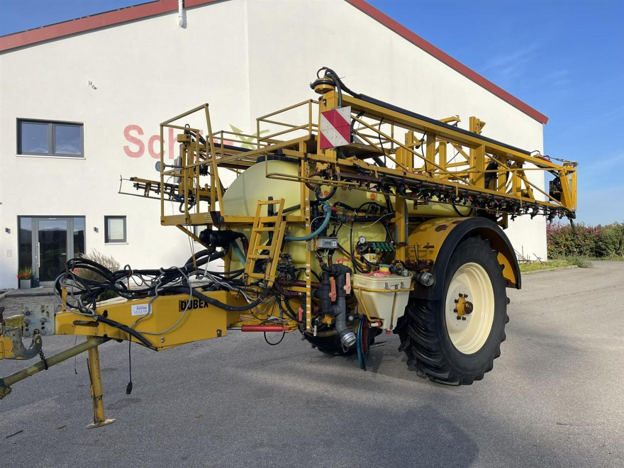 Dubex Dubex Vector mit Lenkung, Baujahr 2003 - Vučena prskalica: slika 1 Dubex Dubex Vector mit Lenkung, Baujahr 2003 - Vučena prskalica: slika 1