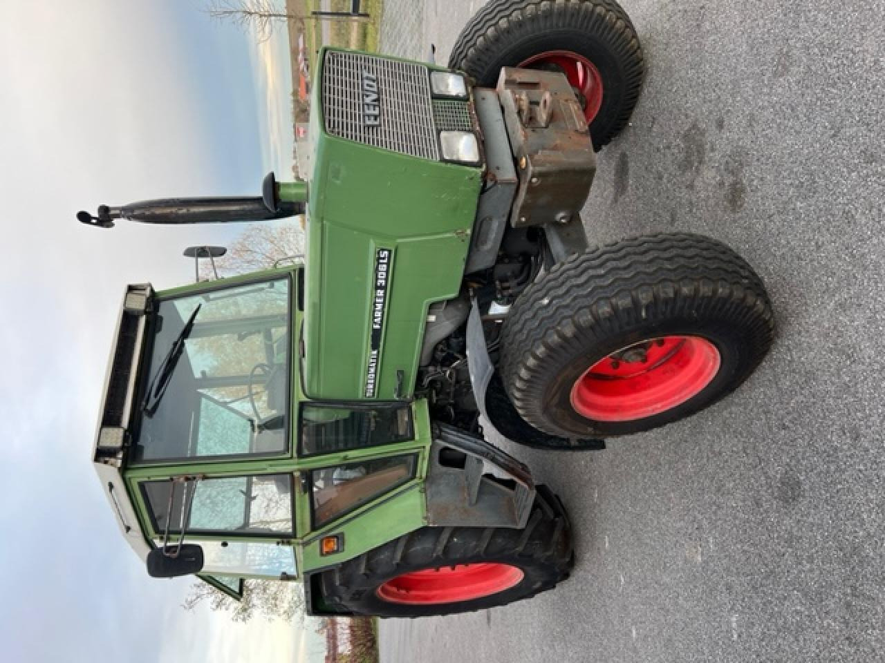 Fendt Farmer 306 LS, ca. 9516 Bh, Baujahr 1982 - Traktor: slika 3 Fendt Farmer 306 LS, ca. 9516 Bh, Baujahr 1982 - Traktor: slika 3