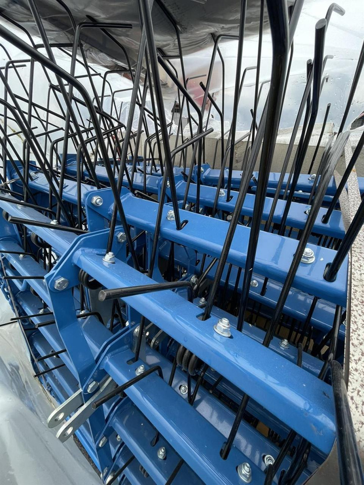 Hatzenbichler Neuwertiger Striegel, 12m, mit hydraulischer Druckverstellung, Baujahr 2023 - Drljača: slika 5 Hatzenbichler Neuwertiger Striegel, 12m, mit hydraulischer Druckverstellung, Baujahr 2023 - Drljača: slika 5