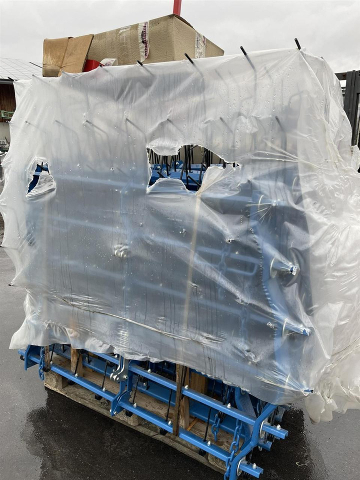 Hatzenbichler Striegel mit hydraulischer Druckverstellung, 12m, Bj. 2023, Hatzenbichler neuwertig - Drljača: slika 4 Hatzenbichler Striegel mit hydraulischer Druckverstellung, 12m, Bj. 2023, Hatzenbichler neuwertig - Drljača: slika 4
