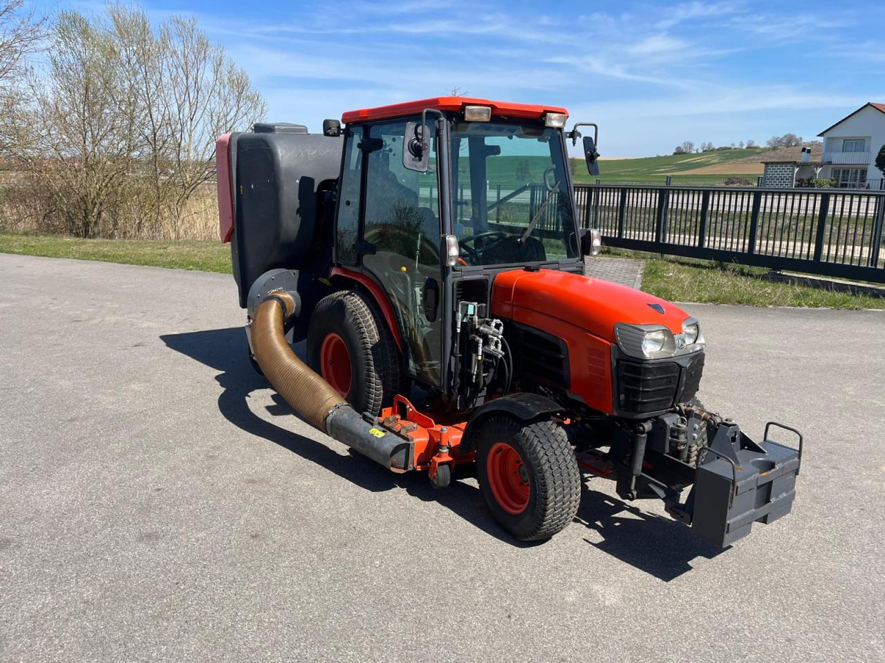 Kubota B3030 Rasenmäher inkl. Grüngutbehälter - Baštenska kosačica: slika 5 Kubota B3030 Rasenmäher inkl. Grüngutbehälter - Baštenska kosačica: slika 5
