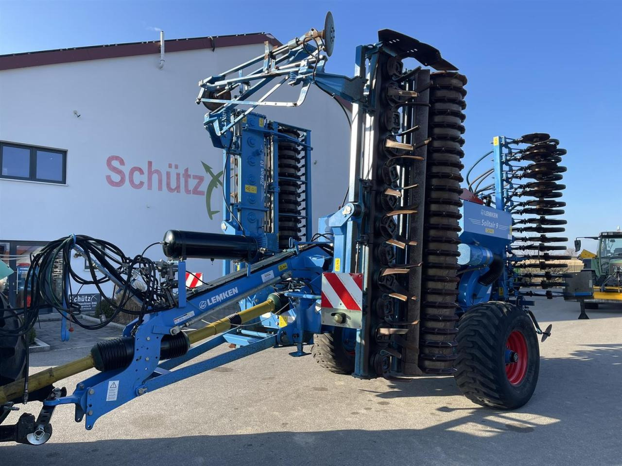 Lemken Zirkon 10/600KA, Solitär 9/600 Kombination - Kombinovana mašina za setvu: slika 1 Lemken Zirkon 10/600KA, Solitär 9/600 Kombination - Kombinovana mašina za setvu: slika 1
