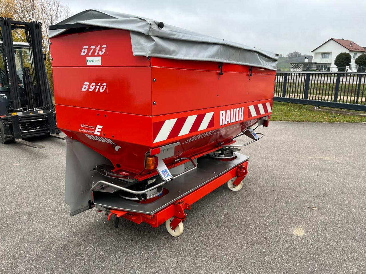 Rauch Axera H-EMC Top Zustand Düngerstreuer - Rasipač veštačkog đubriva: slika 5 Rauch Axera H-EMC Top Zustand Düngerstreuer - Rasipač veštačkog đubriva: slika 5