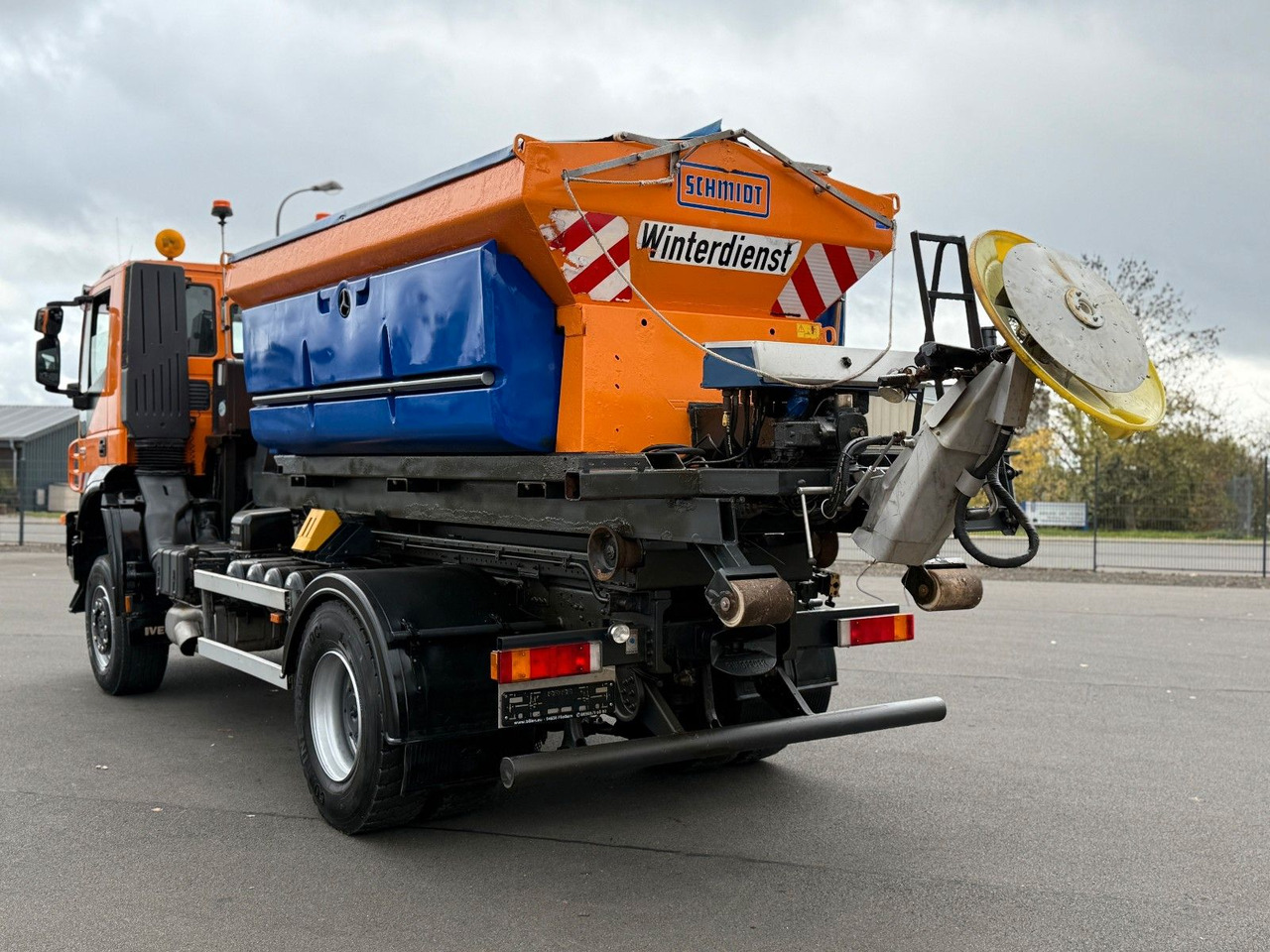 Iveco Trakker 330 EEV Winterdienst Abroll - Kamion sa hidrauličnom kukom: slika 5 Iveco Trakker 330 EEV Winterdienst Abroll - Kamion sa hidrauličnom kukom: slika 5