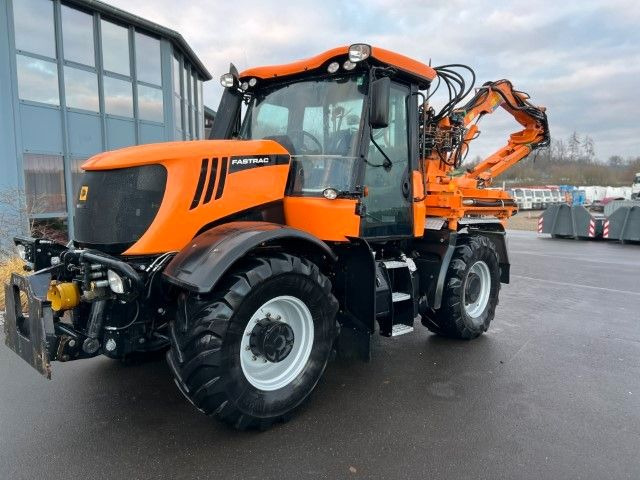Traktor JCB Fastrac  HMV 3200 + Mulag MHS 800: slika 1